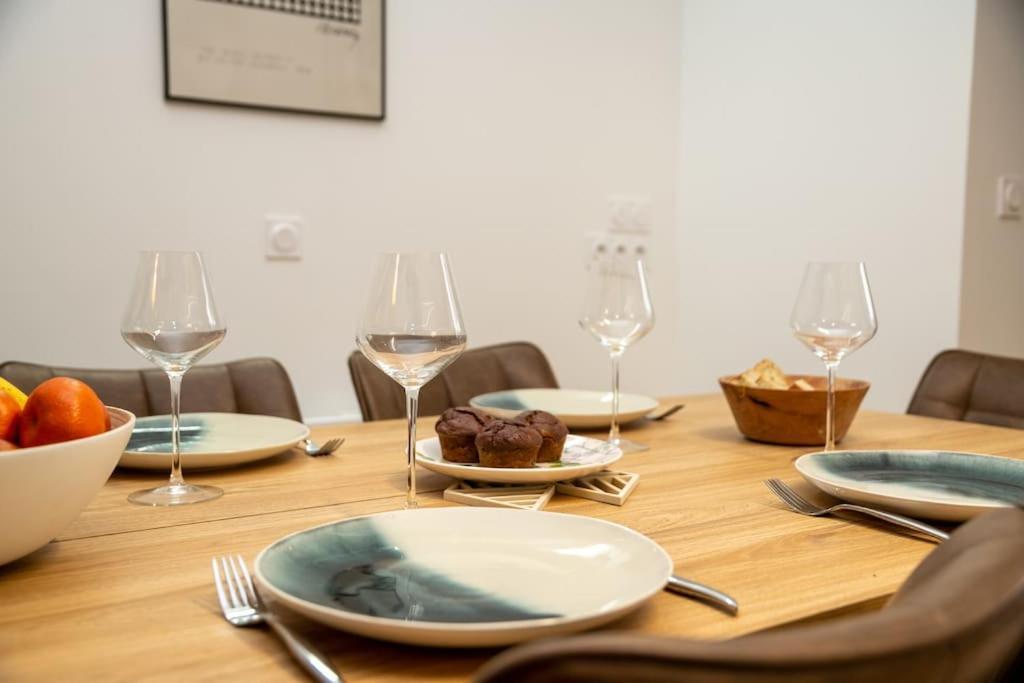 Loft Urban Garden: 4 People - Wifi Fiber - Terrace Apartment