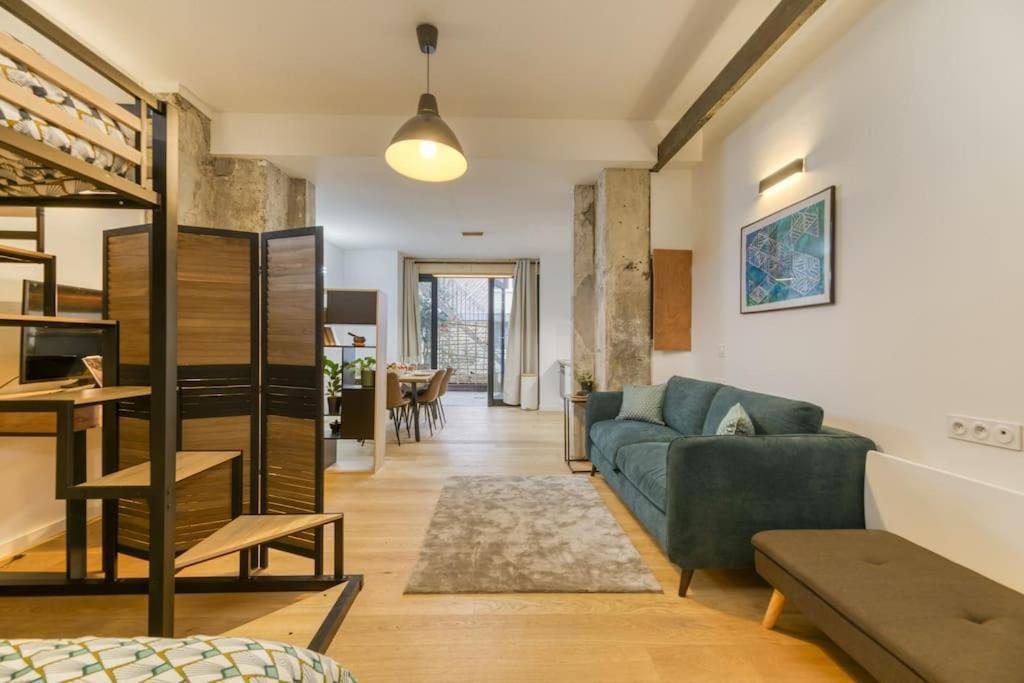 Loft Urban Garden: 4 People - Wifi Fiber - Terrace Grenoble